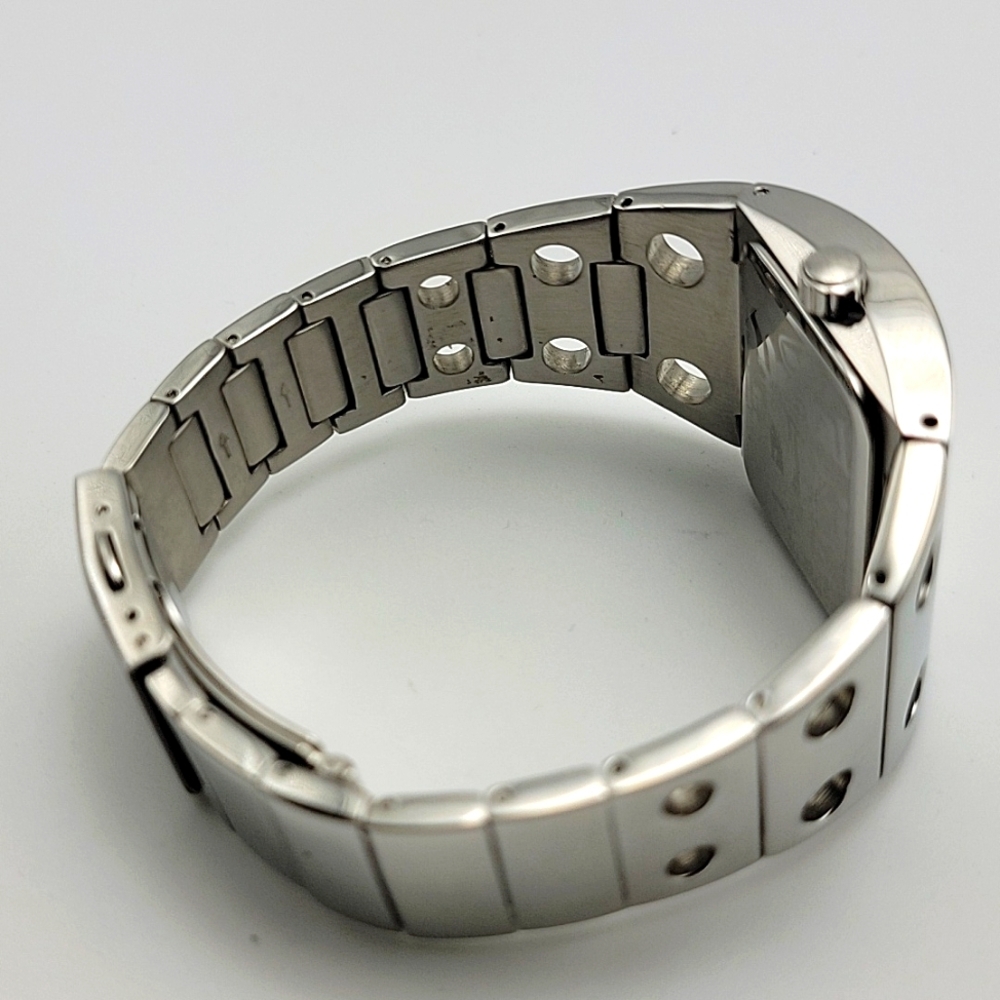 RARE Womens Chrome VESTAL Destroyer Silver Wrist Watch Polished NEW Battery 37mm - Picture 8 of 10